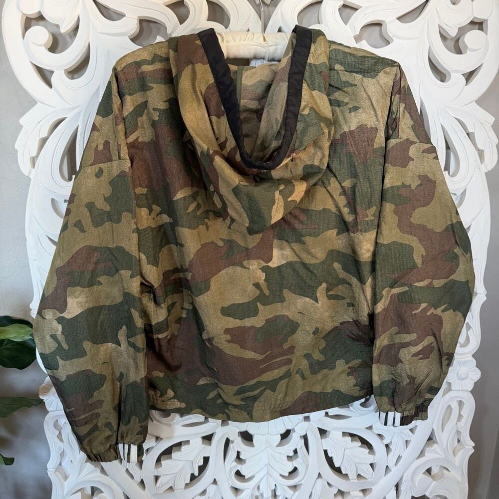Adidas Camo Windbreaker - Picture 10 of 12